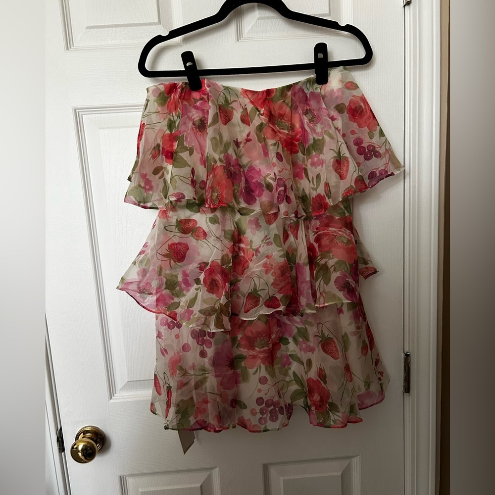 NWT Abercrombie Organza Tiered Strapless Dress - Floral Print - Picture 3 of 6